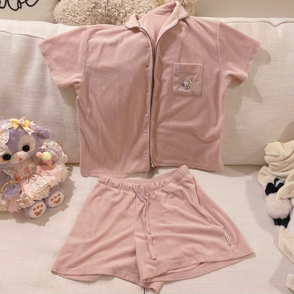 Uniqlo Peanuts Snoopy Short Sleeve Pajamas set